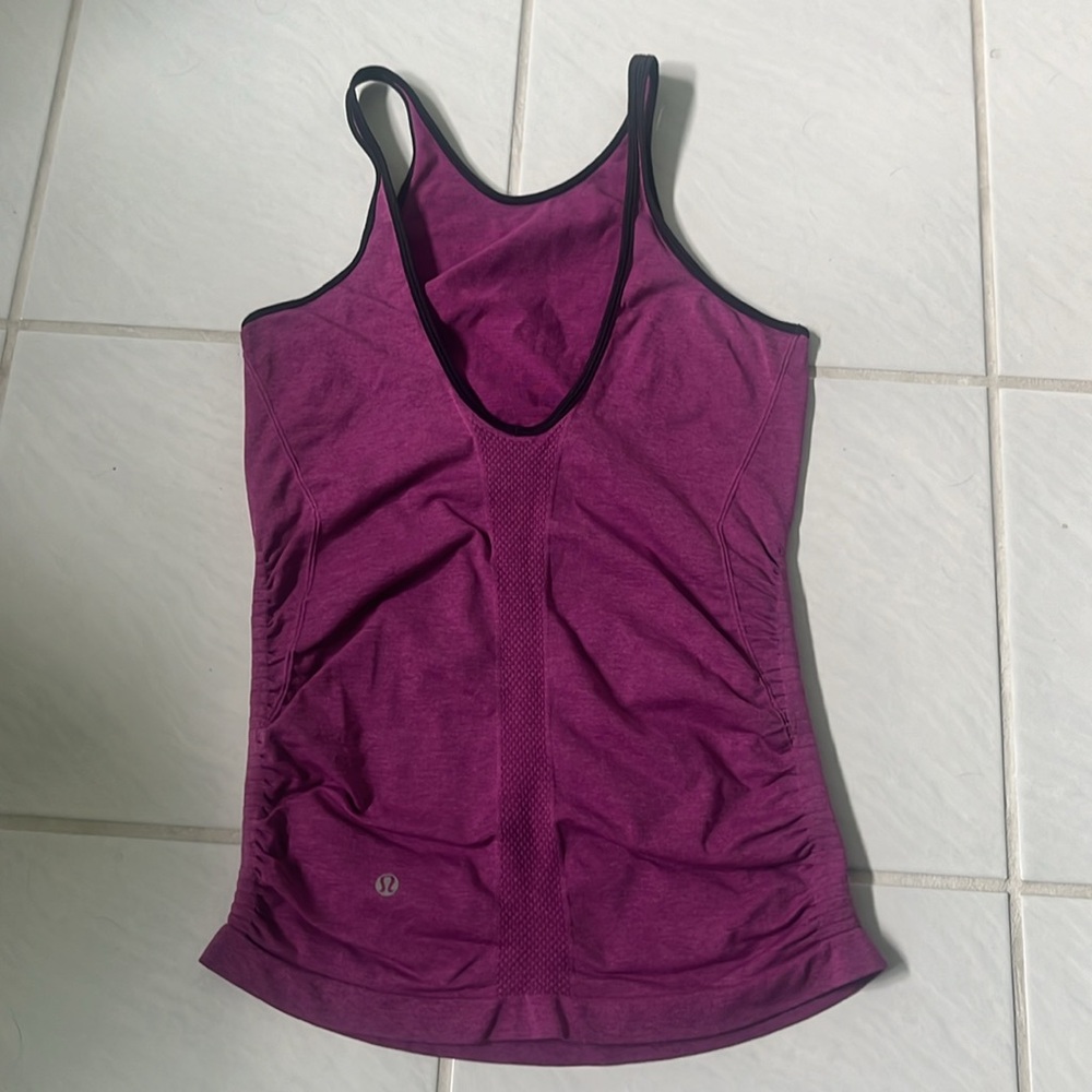 Lululemon In The Flow Tank - Picture 2 of 3